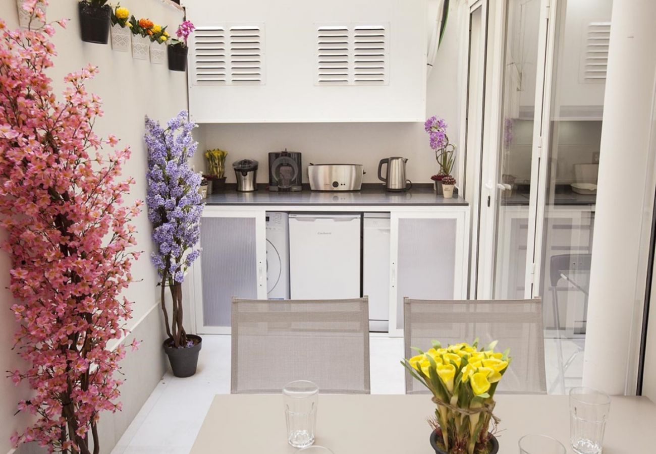 Apartamento en Madrid - MIT House Embajadores Confort VII en Madrid 