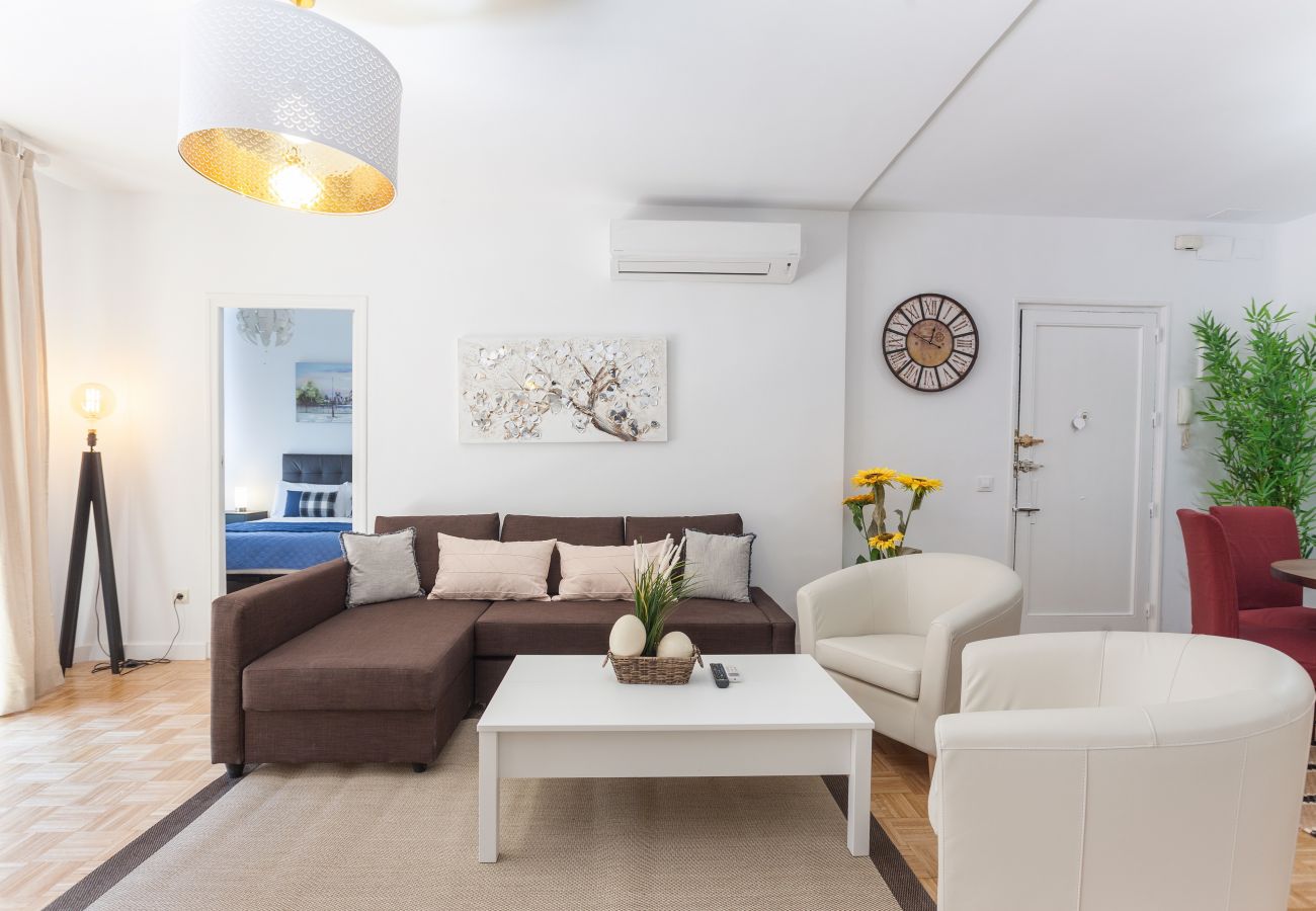 Apartamento en Madrid - MIT House Latina Terrace VI en Madrid 