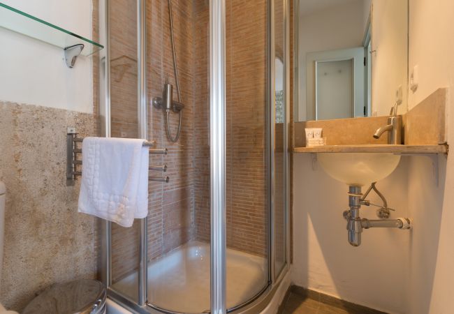 Estudio en Madrid - Apartamento Santa Ana Boutique II en Madrid Estudio en Madrid - Apartamento Santa Ana Boutique II en Madrid