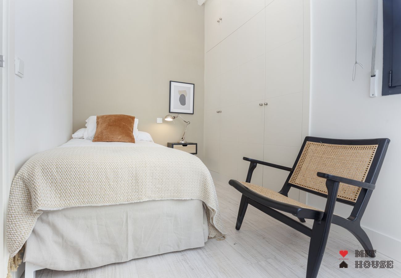 Apartamento en Madrid - MIT House Olavide XIV en Madrid