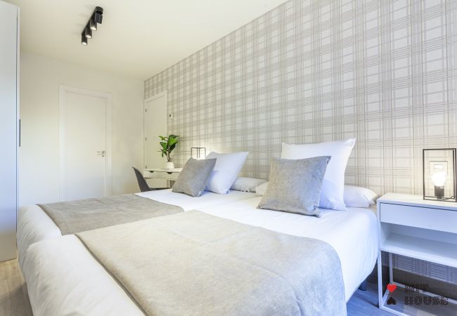 Apartamento en Madrid - Apartamento Antonio Lopez  VIII en Madrid Apartamento en Madrid - Apartamento Antonio Lopez  VIII en Madrid
