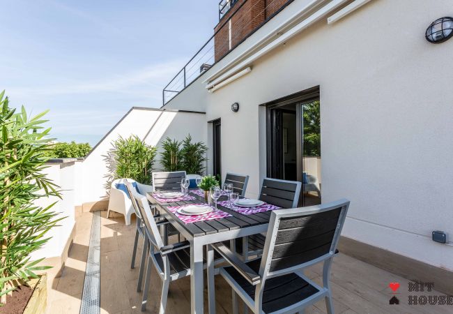 Apartamento en Madrid - Apartamento Antonio Lopez  XVIII en Madrid Apartamento en Madrid - Apartamento Antonio Lopez  XVIII en Madrid