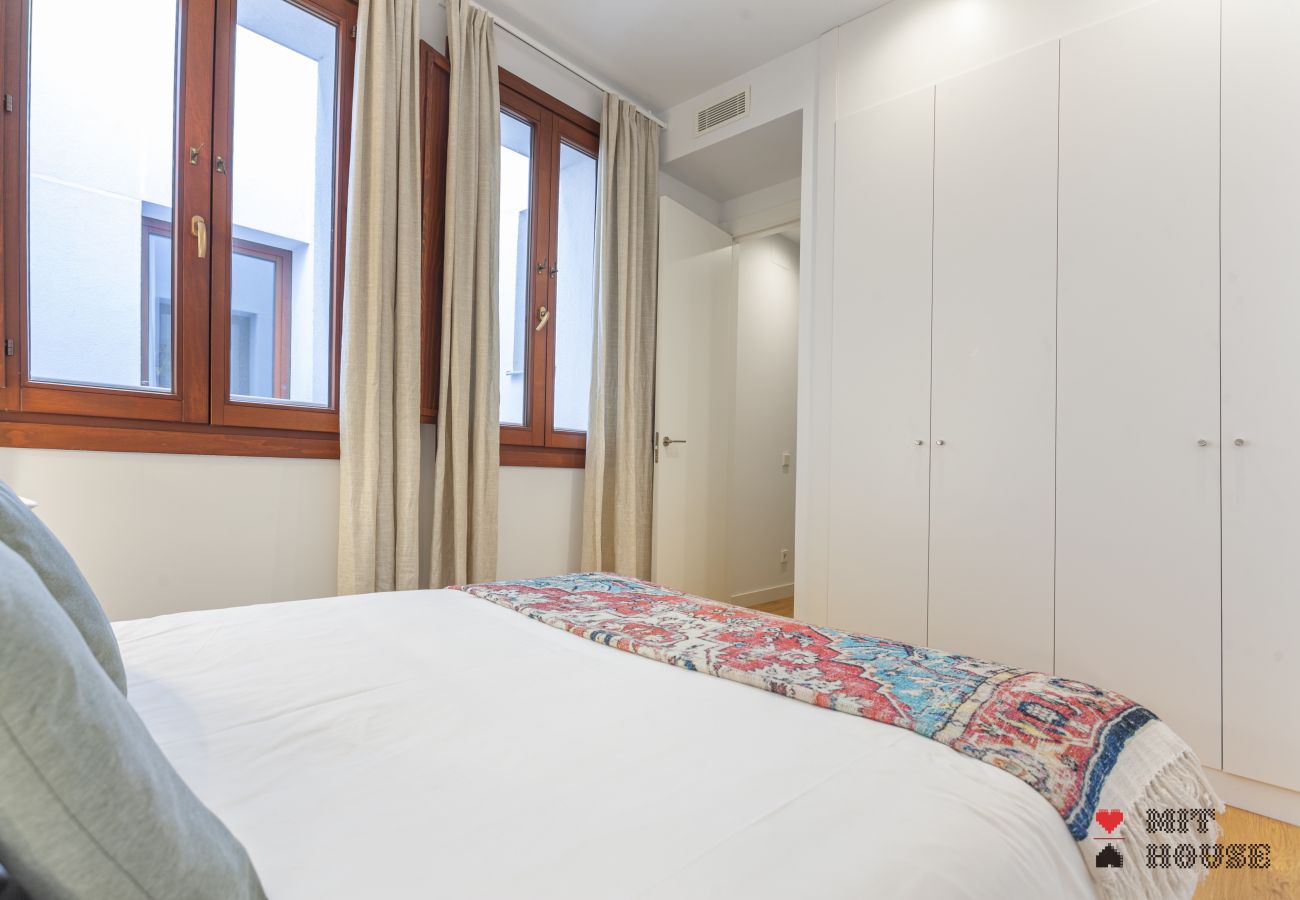 Apartamento en Madrid - MIT House Bellas Artes IV en Madrid