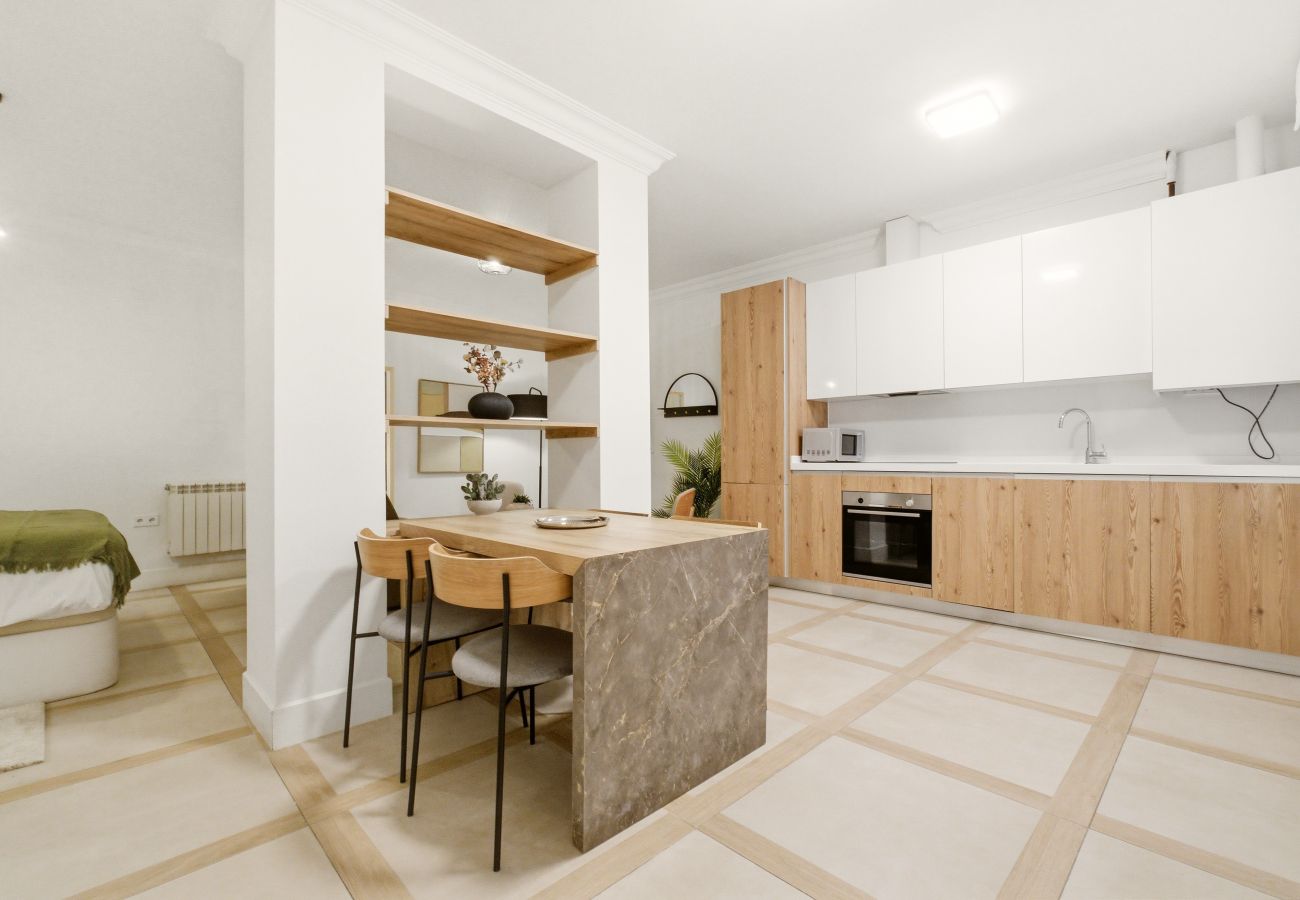 Estudio en Madrid - Apartamento Casa Cortes  III en Madrid 