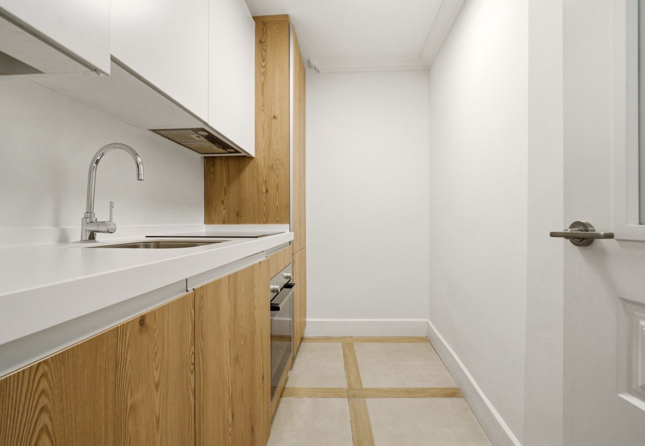 Apartamento en Madrid - Apartamento Casa Cortes VIII en Madrid 
