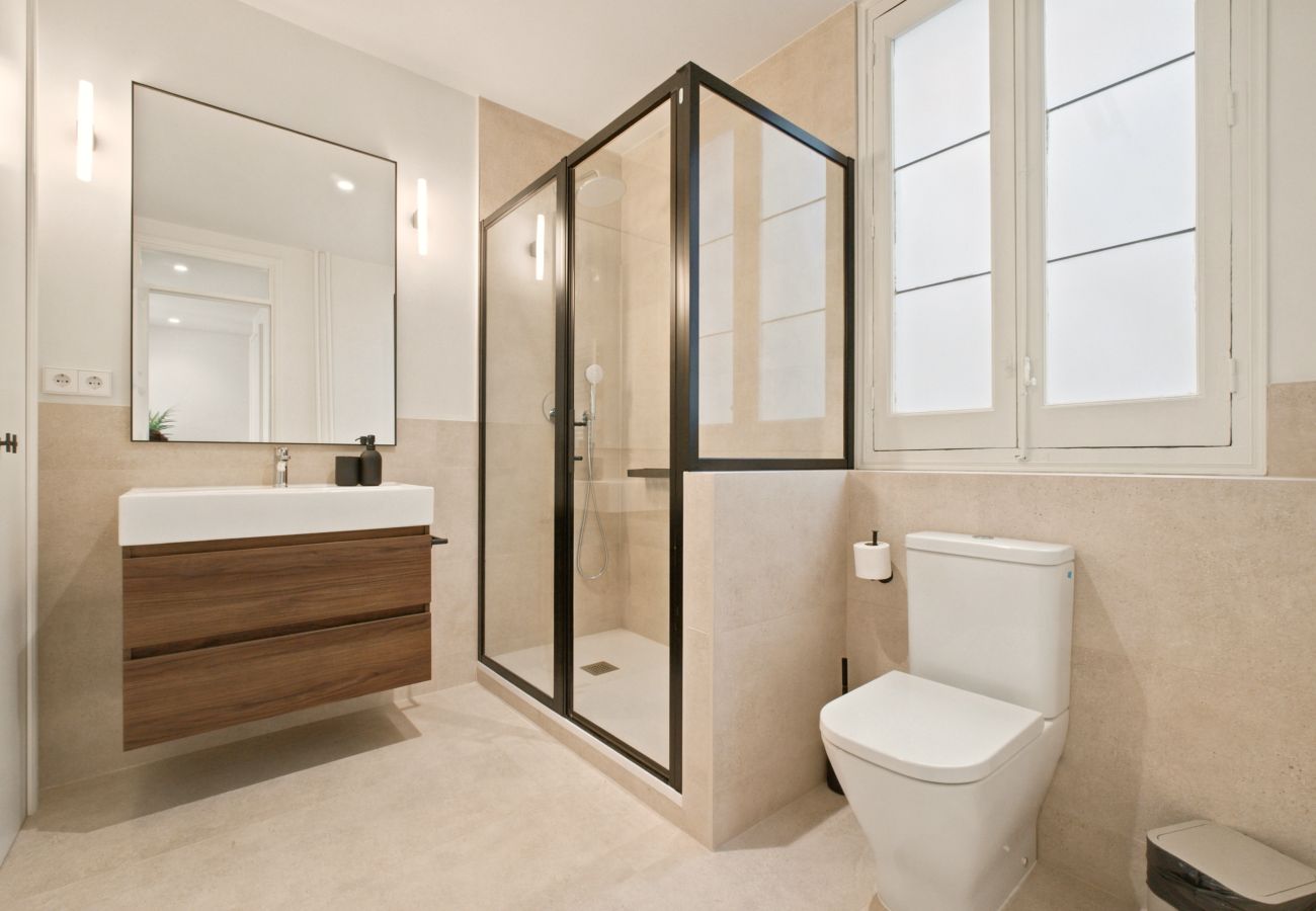 Apartamento en Madrid - Apartamento Almagro Luxe II en Madrid 