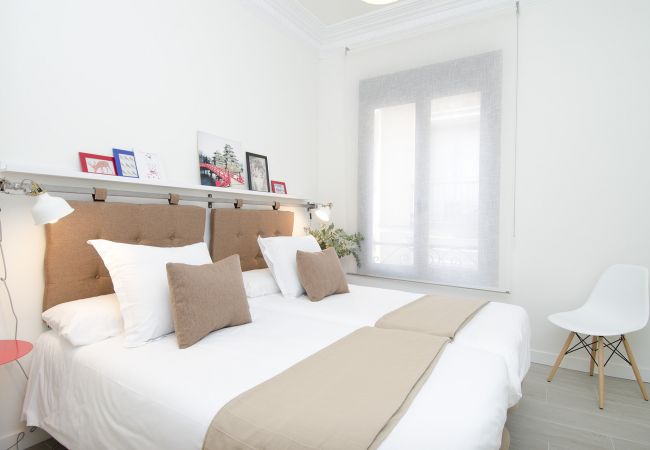 Apartment in Madrid - Apolo VI Apartment in Madrid - Apolo VI