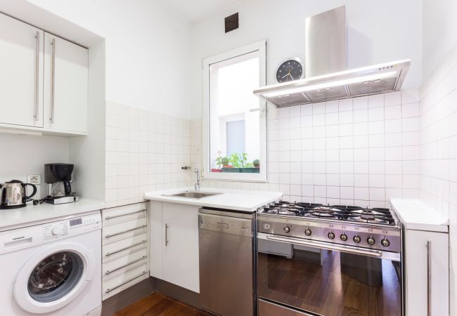 Apartment in Madrid - Monte Esquinza Apartment in Madrid - Monte Esquinza