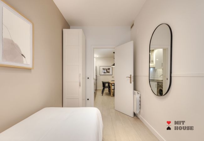 Apartment in Madrid - MIT House Apolo Loft en Madrid 
