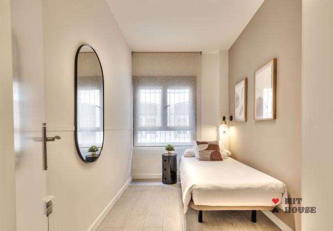 Apartment in Madrid -  Apolo Loft  apartment in  Madrid 