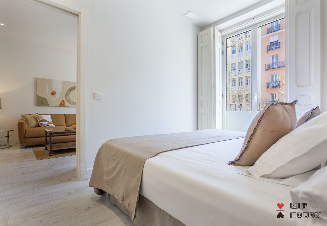 Apartment in Madrid - MIT House Olavide VII en Madrid