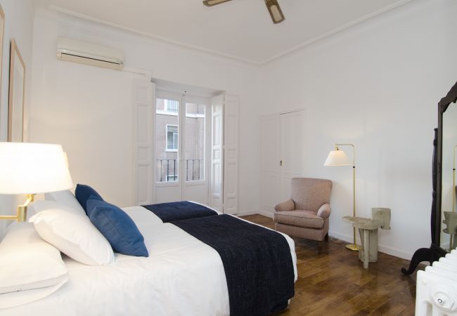 Apartment in Madrid -  Paseo del Prado II apartment in Madrid  Apartment in Madrid -  Paseo del Prado II apartment in Madrid