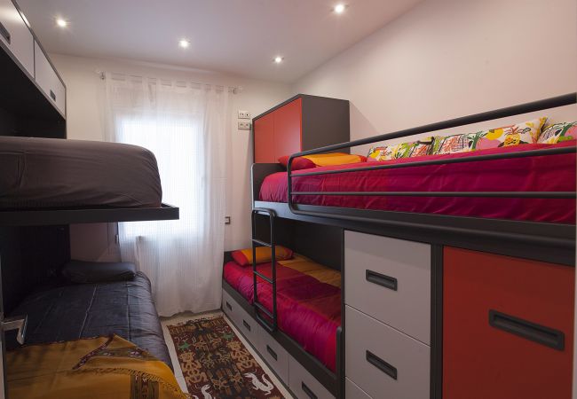 Apartment in Madrid - MIT House Salamanca Confort I in Madrid 