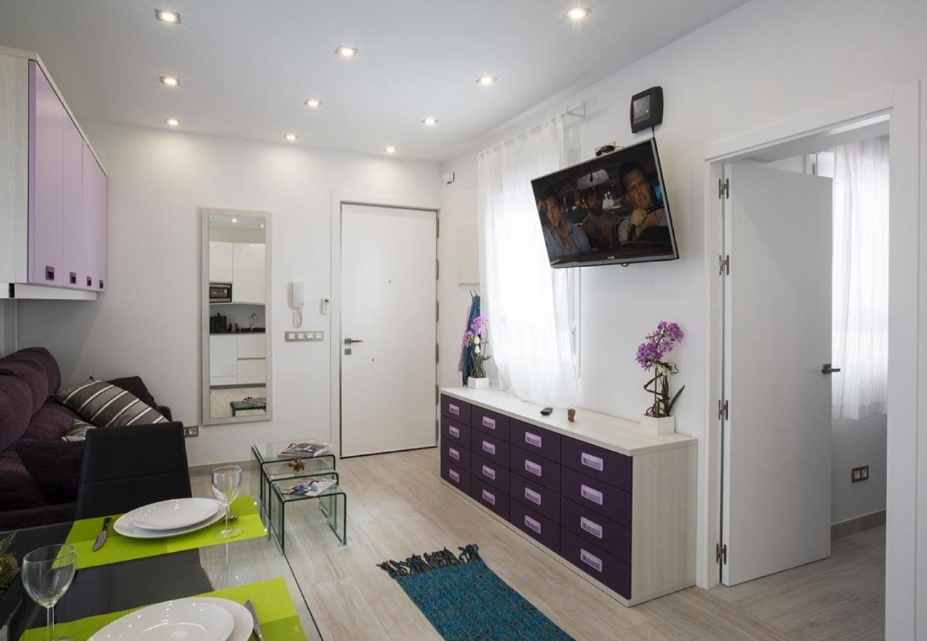 Apartment in Madrid - MIT House Salamanca Confort X in Madrid 