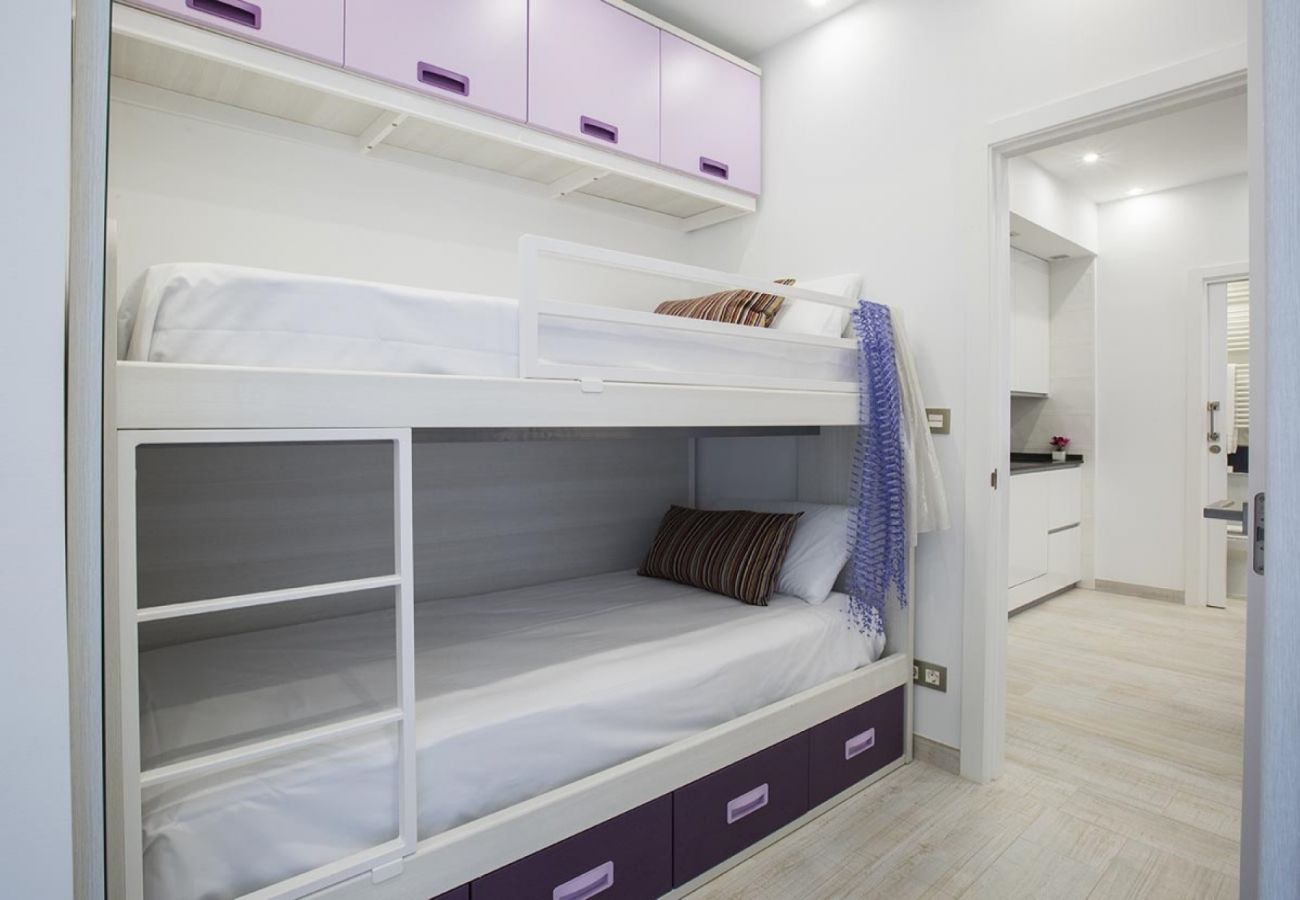 Apartment in Madrid - MIT House Salamanca Confort XI in Madrid 