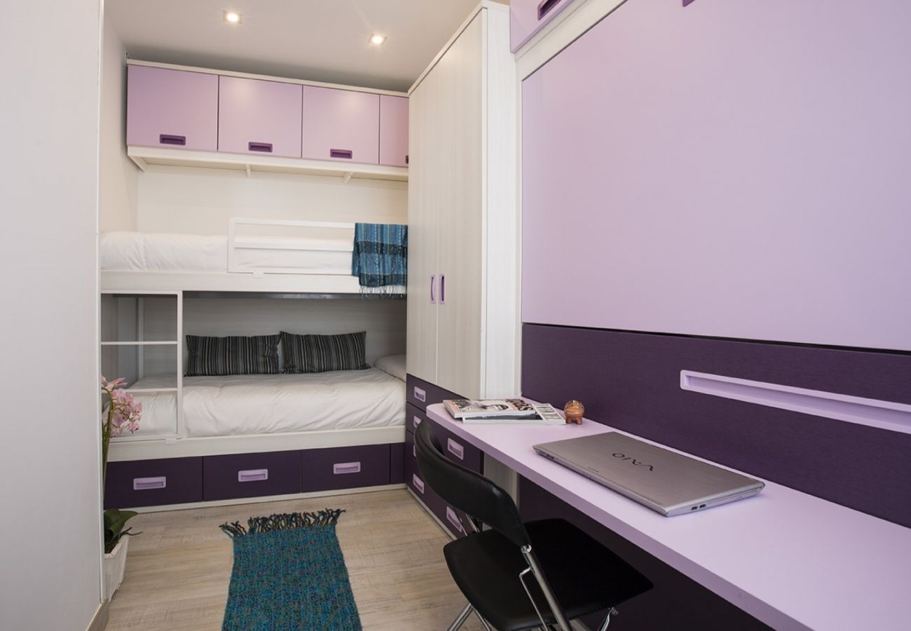 Apartment in Madrid - MIT House Salamanca Confort XII in Madrid 