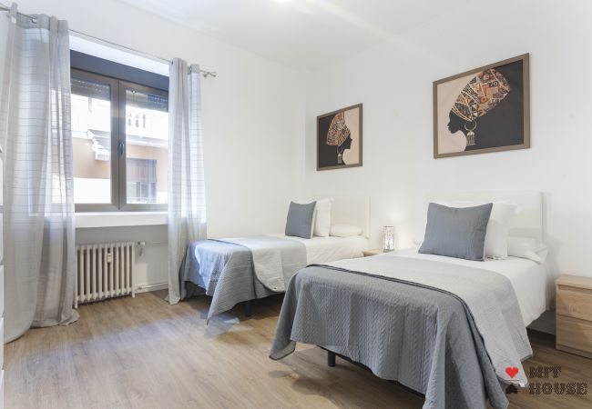 Apartment in Madrid -  Artes Exclusive II apartment in Madrid