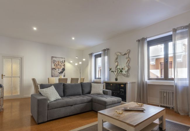 Apartment in Madrid -  Artes Exclusive II apartment in Madrid Apartment in Madrid -  Artes Exclusive II apartment in Madrid