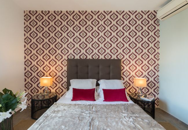 Studio in Madrid -  Santa Ana Boutique VIII apartment  in Madrid Studio in Madrid -  Santa Ana Boutique VIII apartment  in Madrid