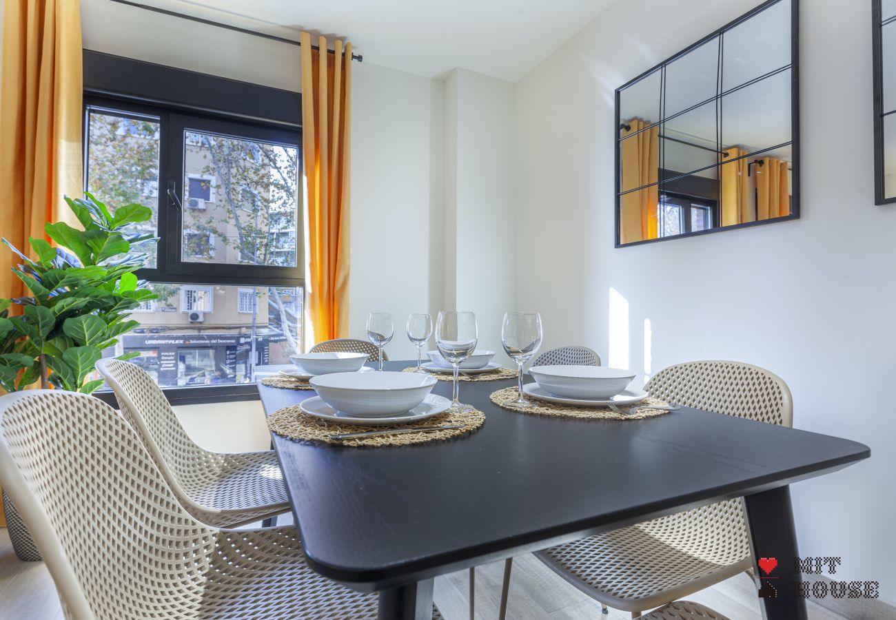 Apartment in Madrid - MIT House Antonio Lopez  XVI en Madrid