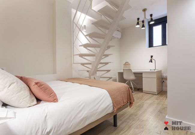 Apartment in Madrid - MIT House Retiro V en Madrid