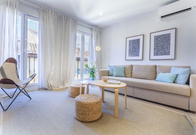Apartment in Madrid - Malasaña Terrace apartment  in Madrid Apartment in Madrid - Malasaña Terrace apartment  in Madrid