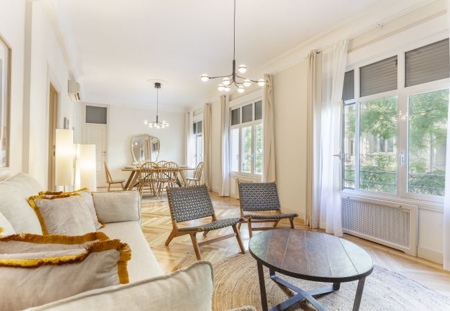Apartment in Madrid -  Retiro Place apartment  in  Madrid Apartment in Madrid -  Retiro Place apartment  in  Madrid