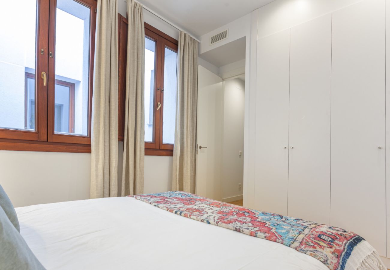 Apartment in Madrid - Bellas Artes IV apartment in Madrid