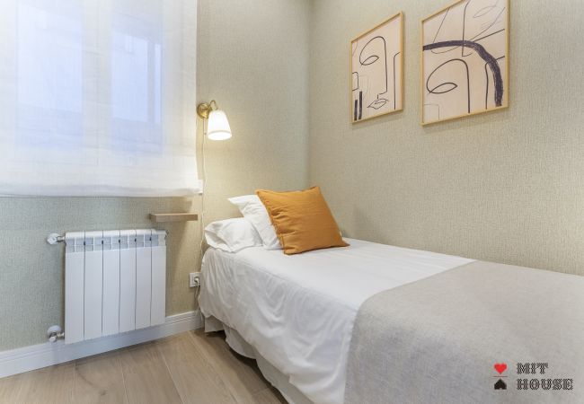 Apartment in Madrid - MIT House NoMad Rastro IV en Madrid