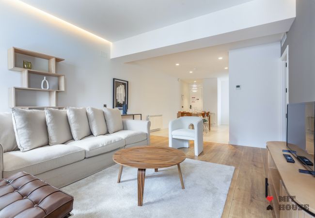 Apartment in Madrid - MIT House Luces en Madrid