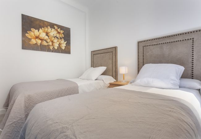 Apartment in Madrid - Latina XIII apartment  in Madrid Apartment in Madrid - Latina XIII apartment  in Madrid