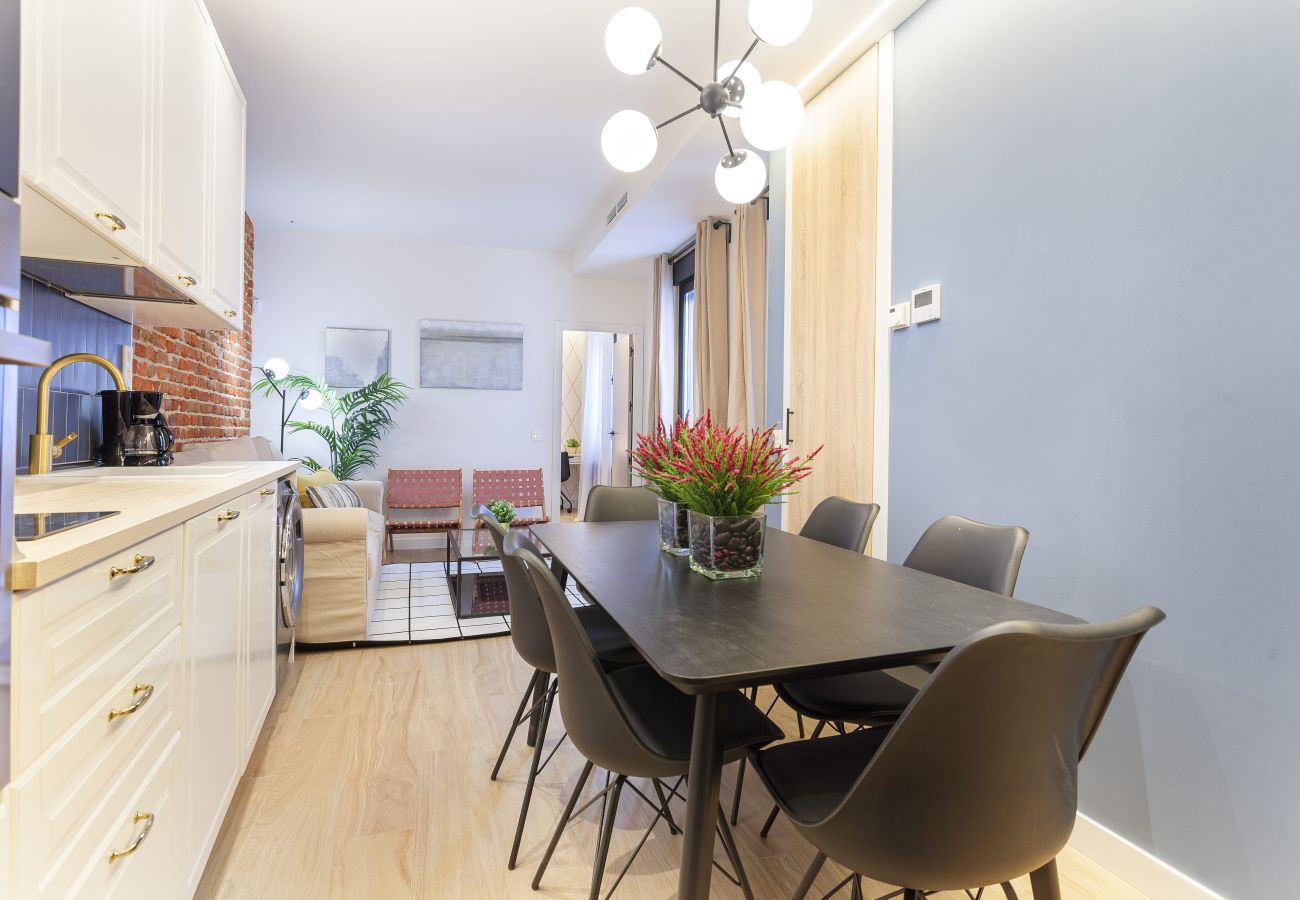 Apartment in Madrid - 4 Ways X apartment in Madrid
