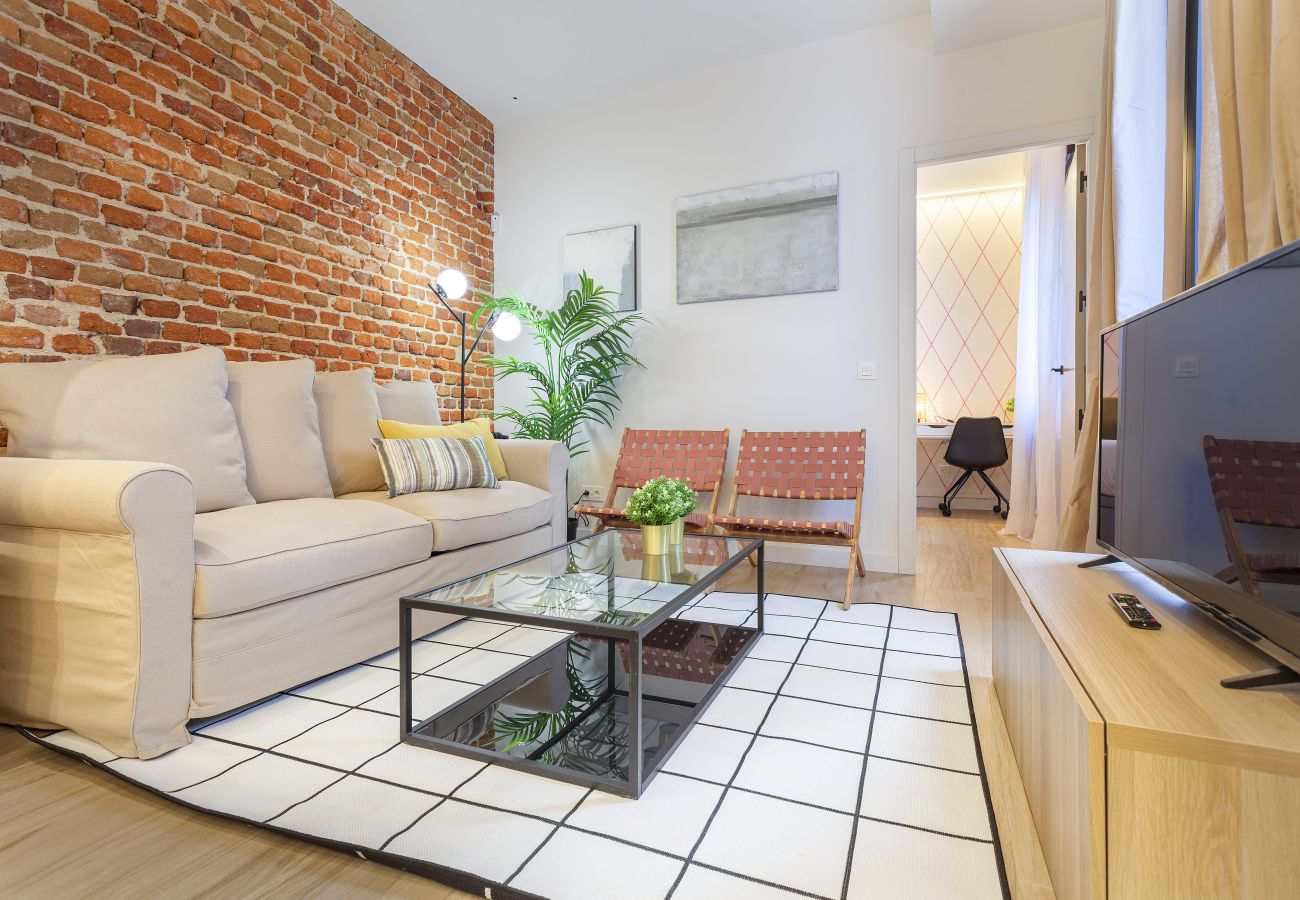 Apartment in Madrid - 4 Ways X apartment in Madrid