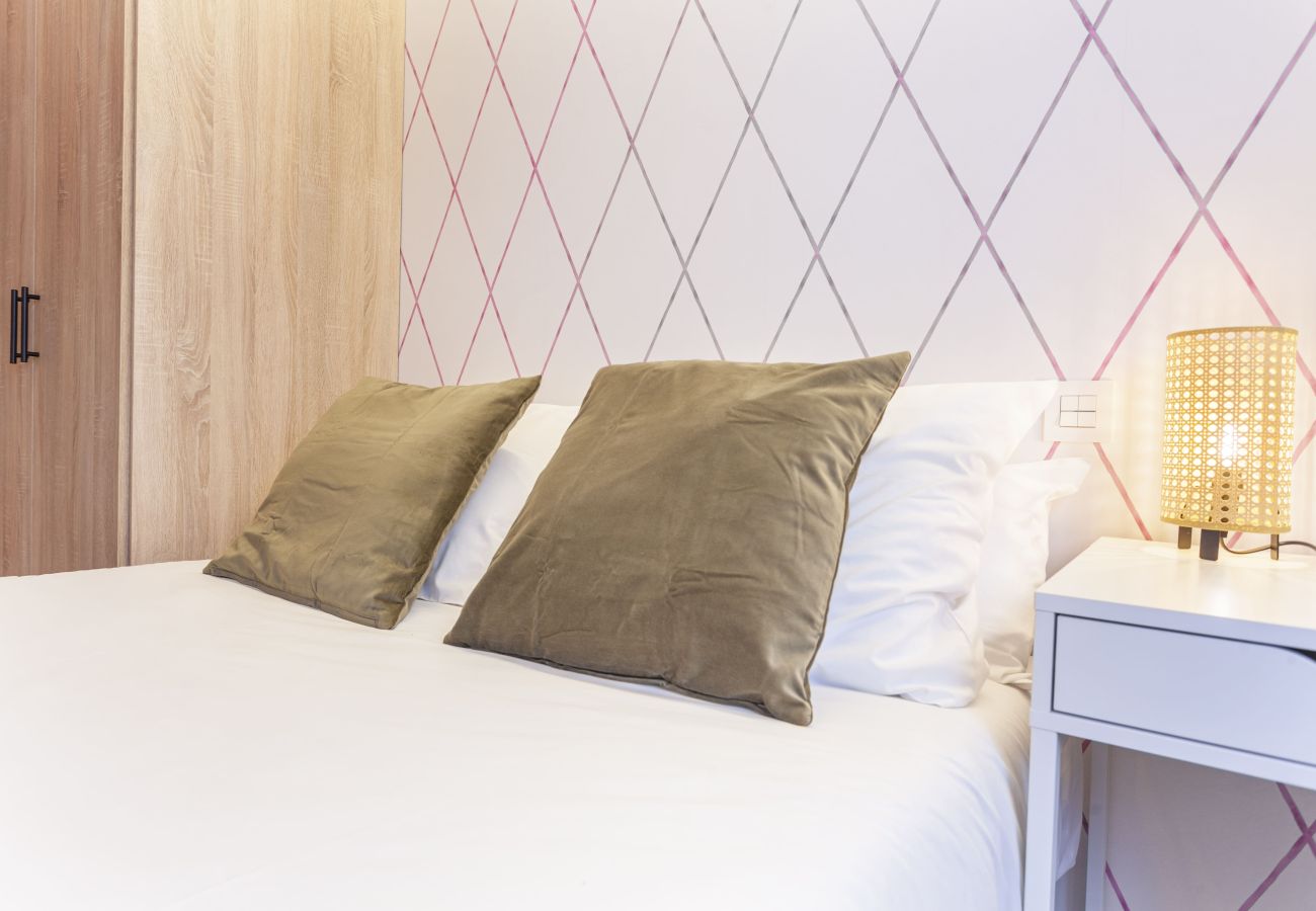 Apartment in Madrid - 4 Ways X apartment in Madrid