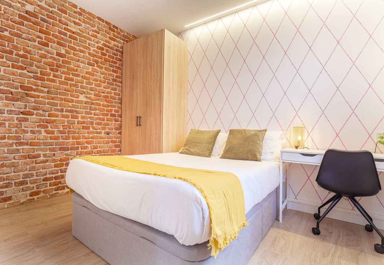 Apartment in Madrid - 4 Ways X apartment in Madrid