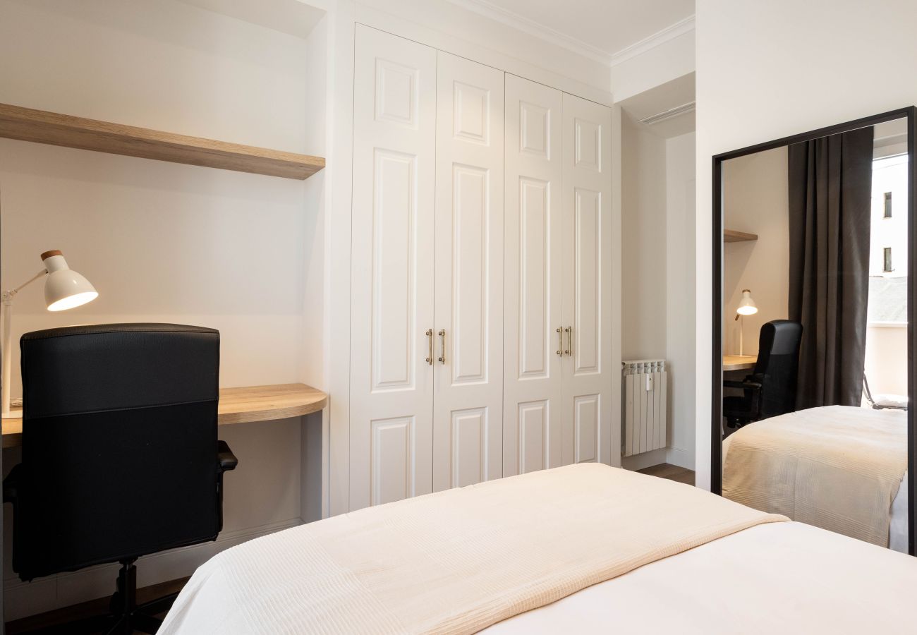 Apartment in Madrid - The Alcala Luxe II apartment in Madrid 