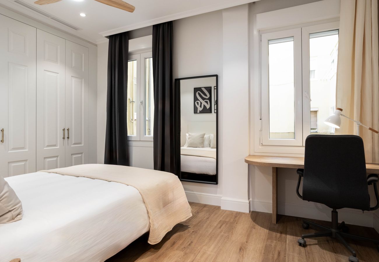 Apartment in Madrid - The Alcala Luxe II apartment in Madrid 