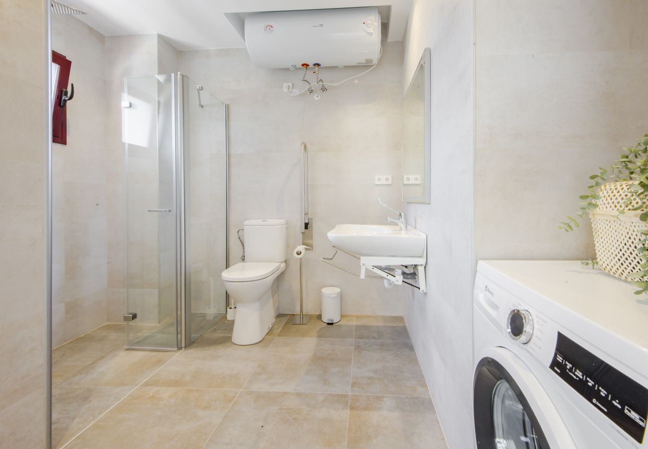 Studio in Madrid - USL Almudena Apartment in Madrid 