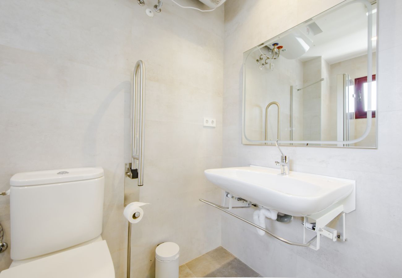 Studio in Madrid - USL Almudena Apartment in Madrid 