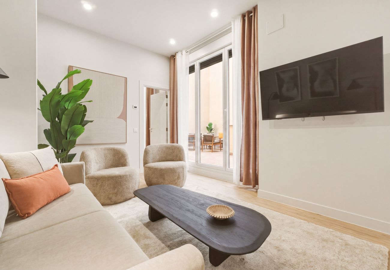 Apartment in Madrid - Teatro Terrace II apartment in Madrid 
