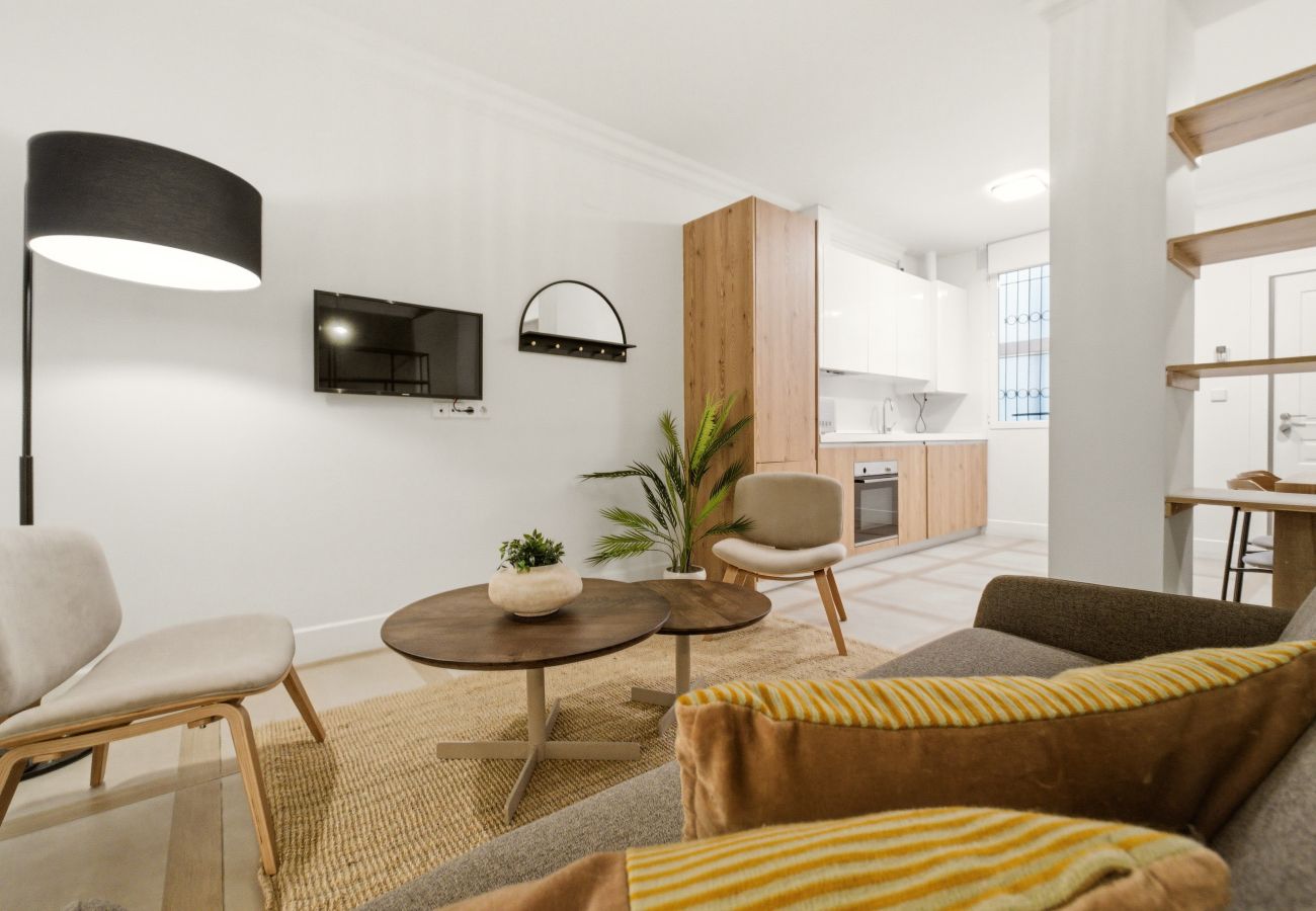 Studio in Madrid - Casa Cortés III apartment in Madrid 