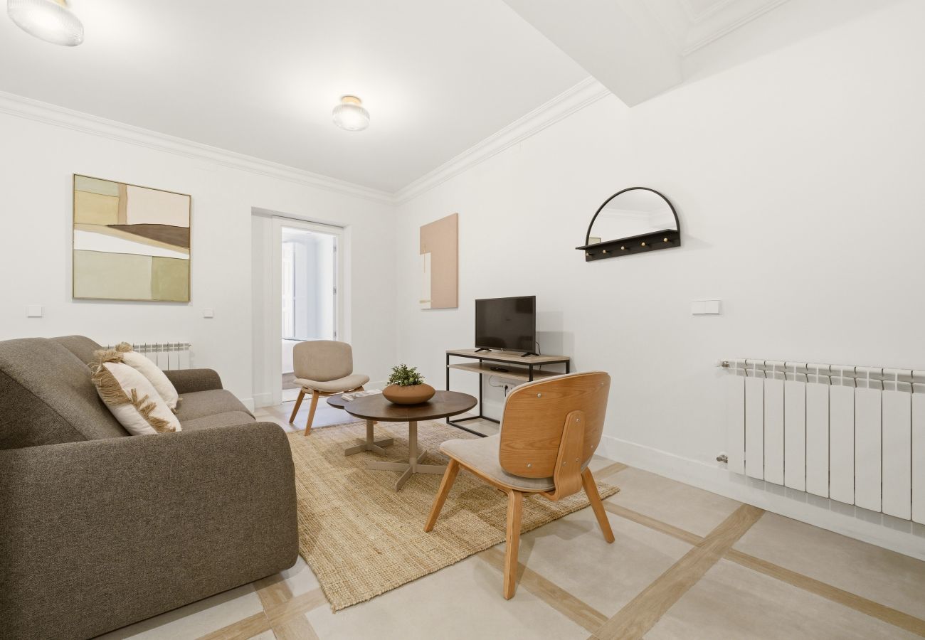 Apartment in Madrid - Casa Cortes X apartment in Madrid