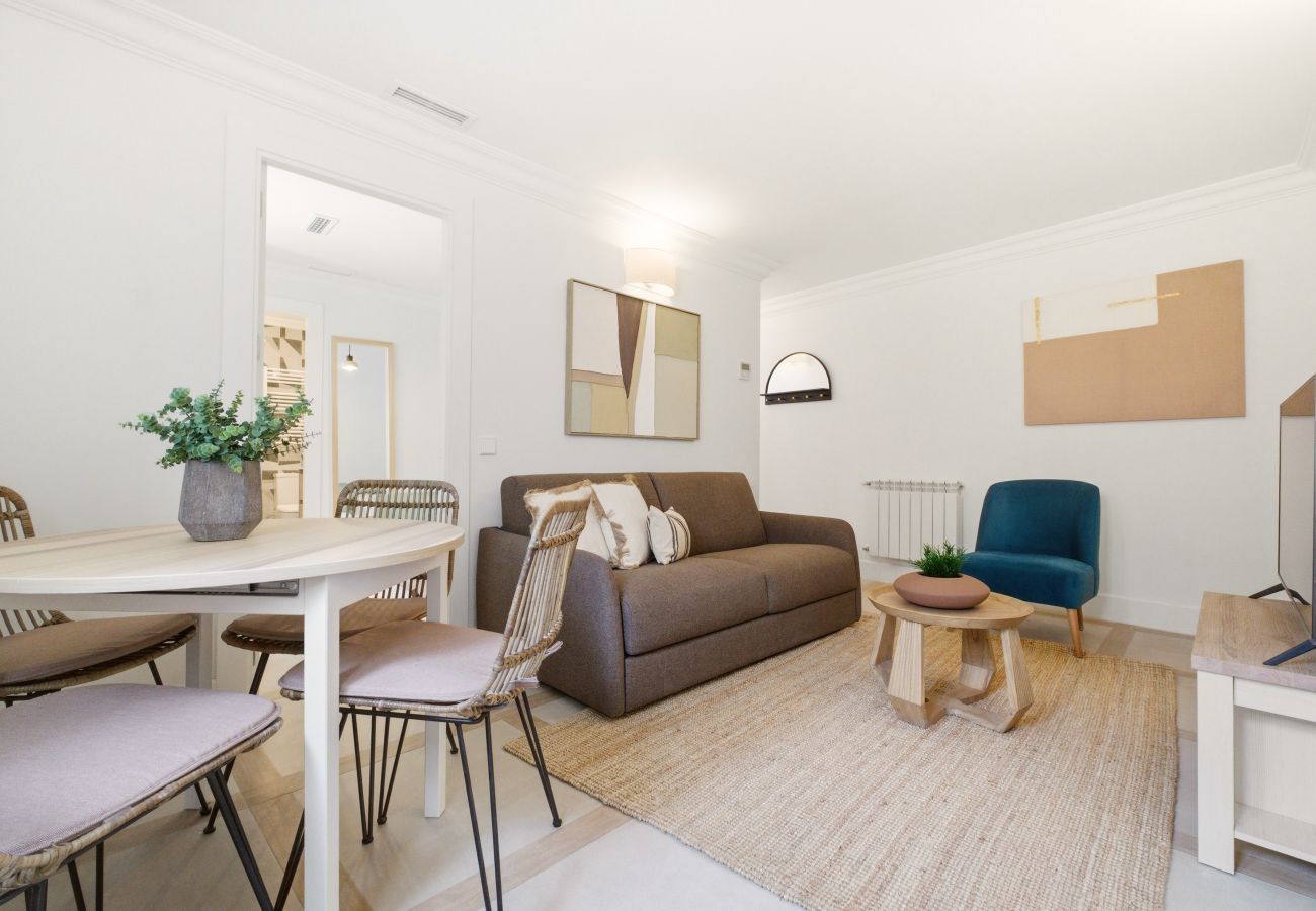 Apartment in Madrid - Casa Cortes XIV apartment in Madrid