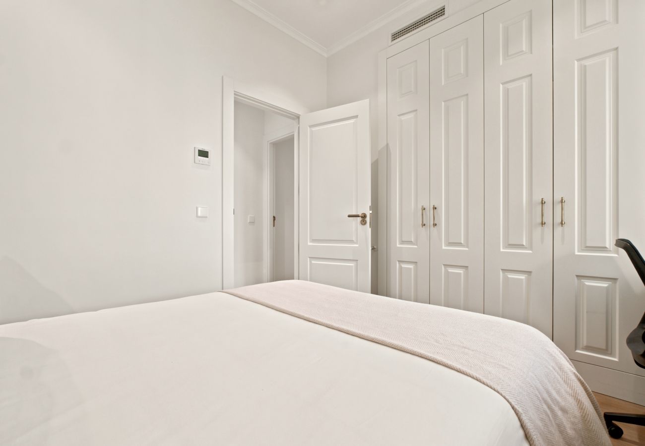 Apartment in Madrid - The Alcala Luxe VI apartment in Madrid 