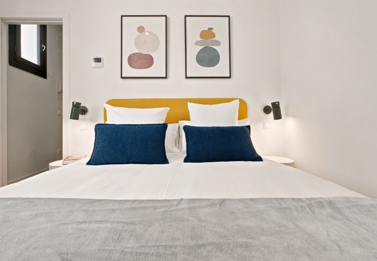 Apartment in Madrid - Basilica XIII apartment in Madrid 