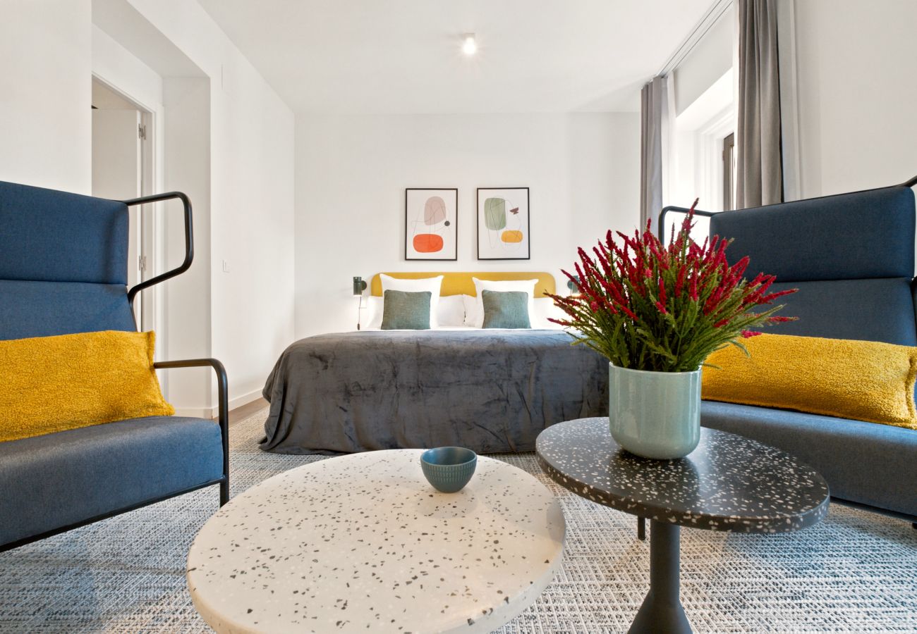 Apartment in Madrid - Basilica V apartment in Madrid 