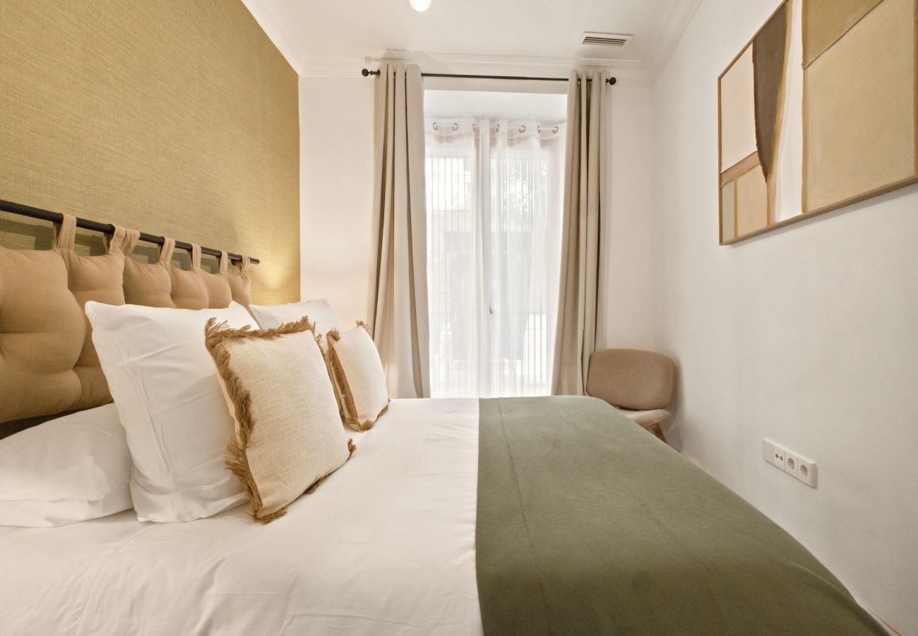 Apartment in Madrid - Casa Cortes I apartment in Madrid 